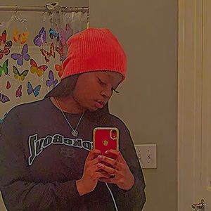 Meet your Posher, Taylor